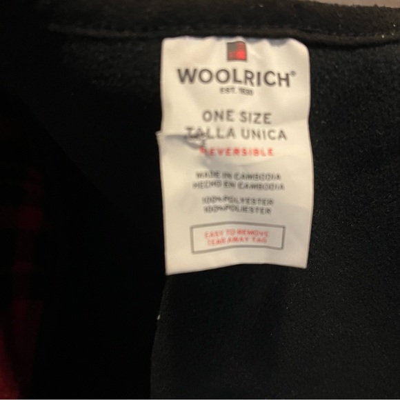 Woolrich Red and Black Reversible Poncho - Picture 5 of 6